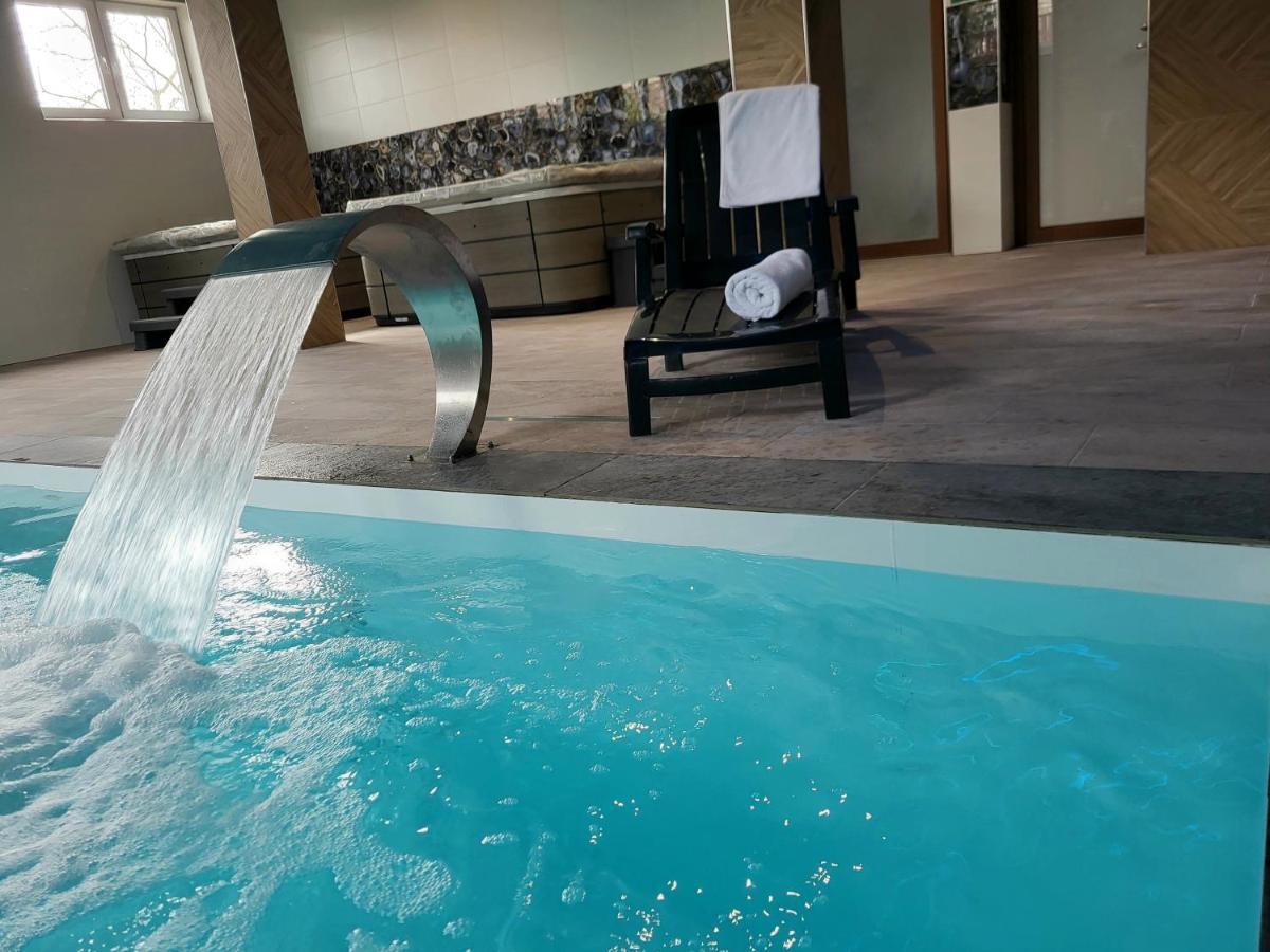 Jastrzębia GóraDom Jastrzebia Z Basenem I Jacuzzi公寓 外观 照片