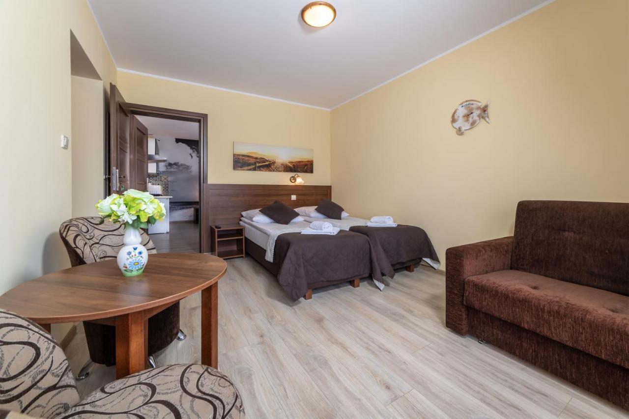 Jastrzębia GóraDom Jastrzebia Z Basenem I Jacuzzi公寓 外观 照片